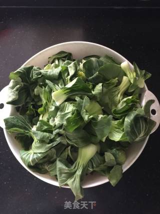 香菇扒油菜的做法步骤：1