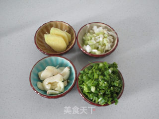 红烧小黄鱼的做法步骤：2