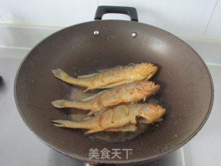 红烧小黄鱼的做法步骤：5