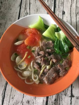 西红柿蘑菇牛肉面的做法步骤：13