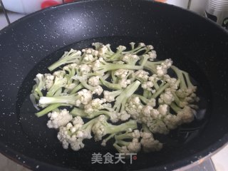 干锅花菜的做法步骤：2