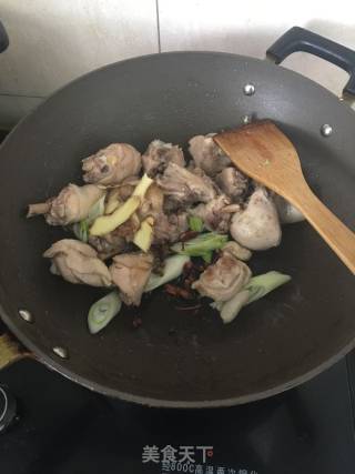 砂锅香菇鸡块的做法步骤：8