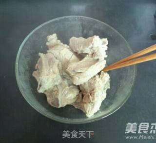 山药排骨汤的做法步骤：1