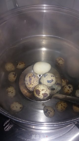 泡椒鹌鹑蛋的做法步骤：7