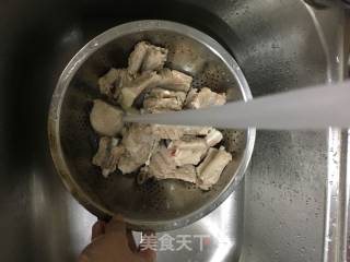 红烧排骨的做法步骤：3