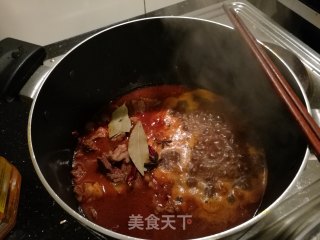 超简单的家庭版红烧牛肉的做法步骤：6