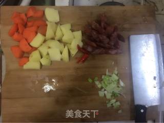 懒人煲仔饭－腊肠的做法步骤：2