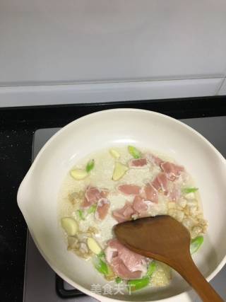 炖豆角的做法步骤：5