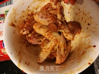 简易烤箱菜——香烤鸡翅的做法步骤：6