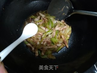 葱烧八带鱼的做法步骤：7