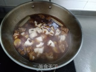 莲藕炖脆骨肉的做法步骤：4