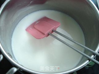 脆皮炸鲜奶的做法步骤：2