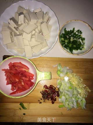 平菇素烧千叶豆腐的做法步骤：1