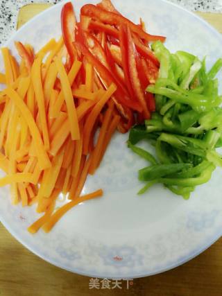 缤纷豆角小炒的做法步骤：5