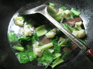 菜芯鸭血花菜羹的做法步骤：7
