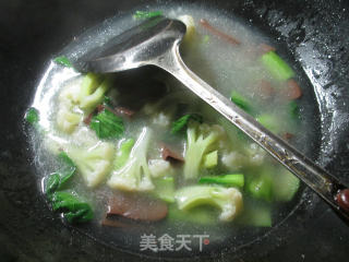 菜芯鸭血花菜羹的做法步骤：9