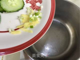 黄瓜木耳丸子汤的做法步骤：5