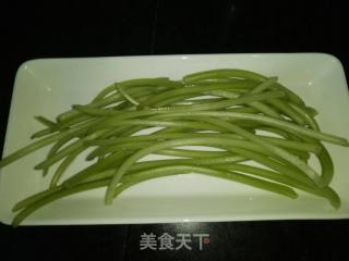 红薯茎蛋饼的做法步骤：2