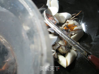 茭白烧大闸蟹的做法步骤：6