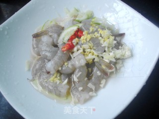 椰奶鲜虾汤的做法步骤：3