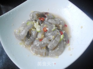椰奶鲜虾汤的做法步骤：4