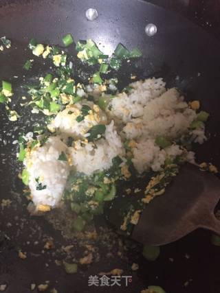 青菜蛋炒饭的做法步骤：6