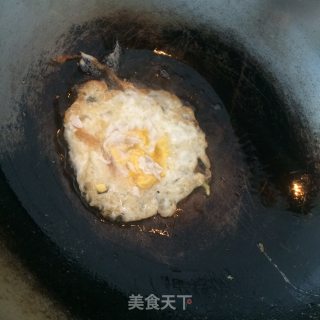 ‘’笑脸三明治‘’早餐正能量的做法步骤：4