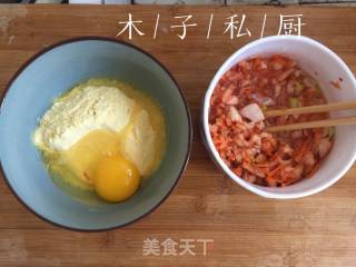 家常泡菜饼的做法步骤：2