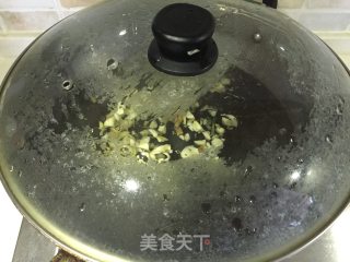 粉小猪鱿鱼玉米面的做法步骤：2