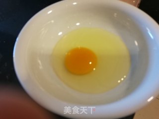 妈妈的止咳妙方——糖油蒸鸡蛋（又名雪里藏珠）的做法步骤：2