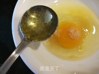 妈妈的止咳妙方——糖油蒸鸡蛋（又名雪里藏珠）的做法步骤：4