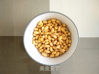 【黄豆牛腩西红柿汤】的做法步骤：1