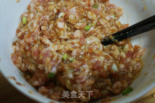 萝卜丝汆肉丸汤的做法步骤：3