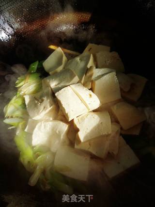 葱烧豆腐块~非油炸更健康！的做法步骤：6