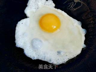 腊肠芝士三明治的做法步骤：2