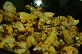 芋儿烧鸡的做法步骤：3