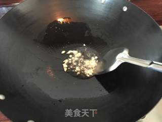 菜豆炒熏肉的做法步骤：3