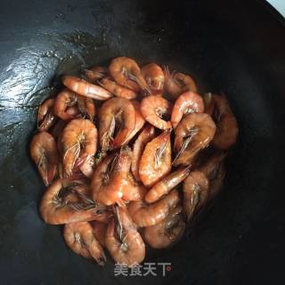 红烧大虾的做法步骤：7