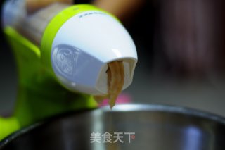 巧克力味桃山皮月饼的做法步骤：4