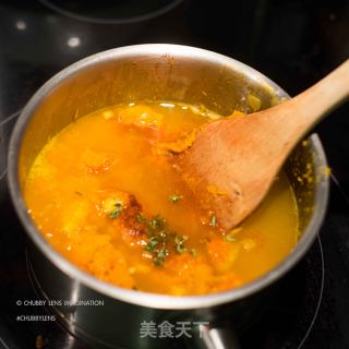 如诗如画的万圣节美食：奶油南瓜汤的做法步骤：13