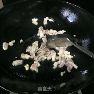 西红柿奶炖拌面的做法步骤：2