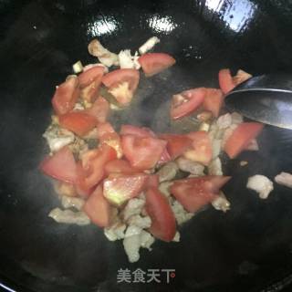 西红柿奶炖拌面的做法步骤：3