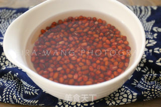 莲子红豆沙的做法步骤：2