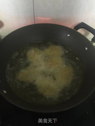 蒜香炸鸡翅的做法步骤：8