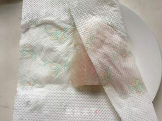 番茄龙利鱼的做法步骤：1