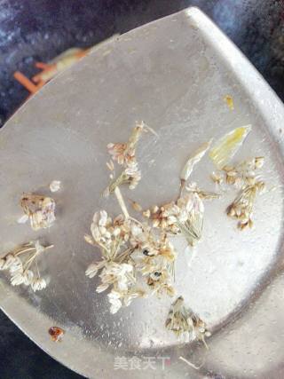 荷叶饼包三丝的做法步骤：10