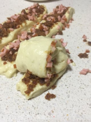 手撕葱香肉松包的做法步骤：8