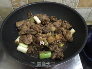 酱焖鸭的做法步骤：9