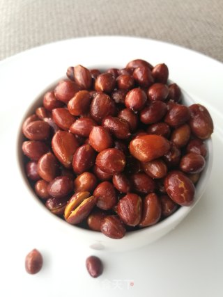 下酒菜——油炸花生米（少油版）的做法步骤：6