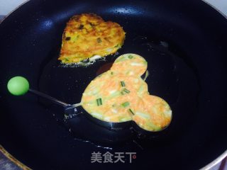 营养早餐胡萝卜鸡蛋饼的做法步骤：14